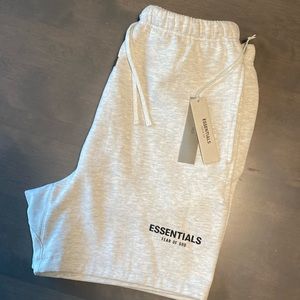 Essentials Fear of God Men’s Lounge Short. Sized Large. Never worn.NEW with tags